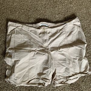 Khaki shorts